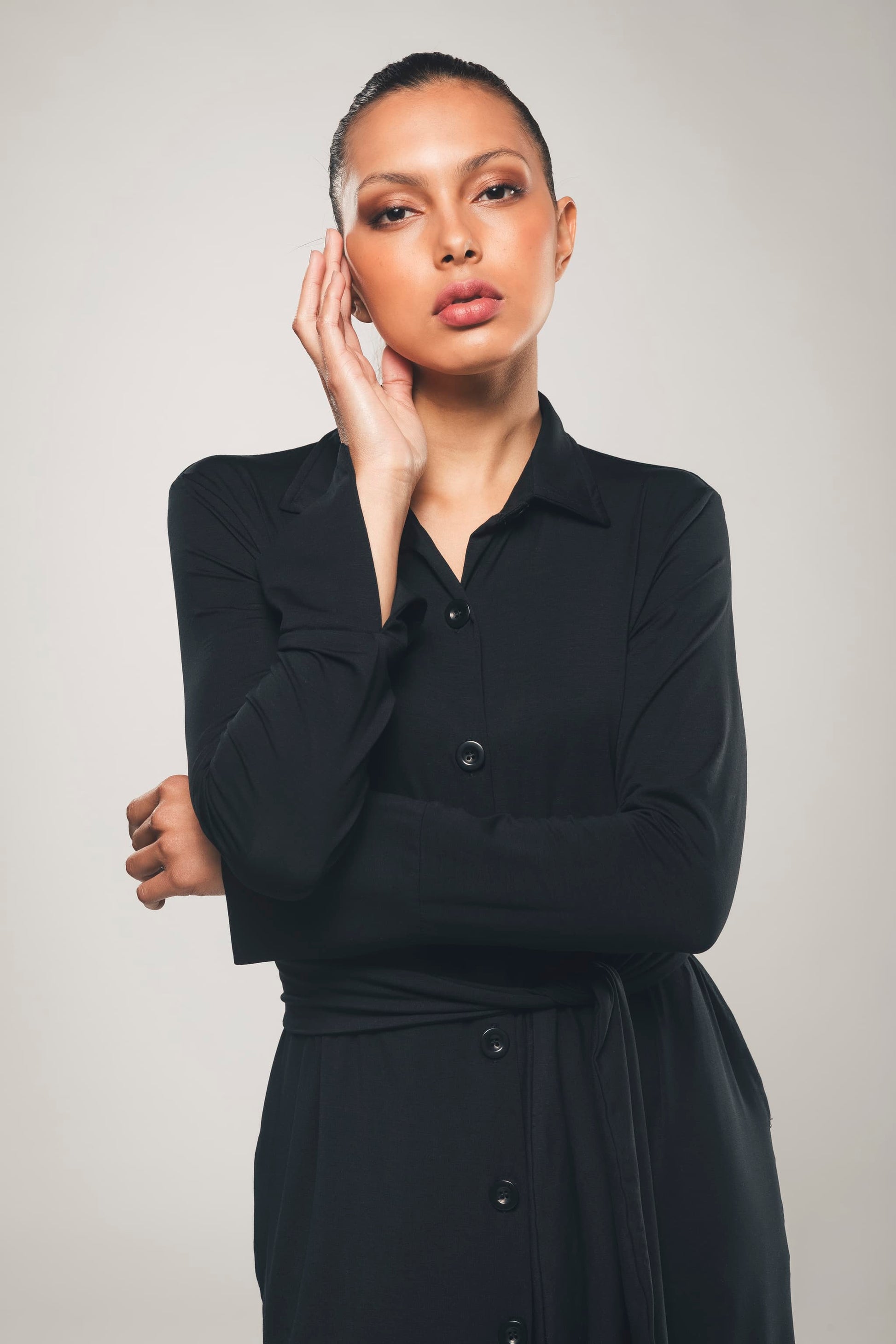 Maxi Shirt Dress in Black - L (1012) Maxi Shirt Dress in Black - L (1012)